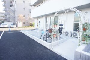 お母様用の自転車もおけます